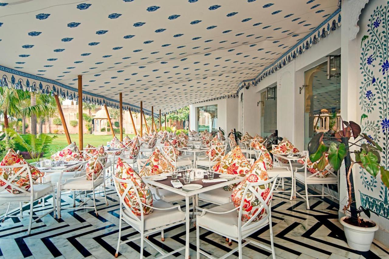 Radisson Blu Udaipur Palace Resort & Spa Екстер'єр фото